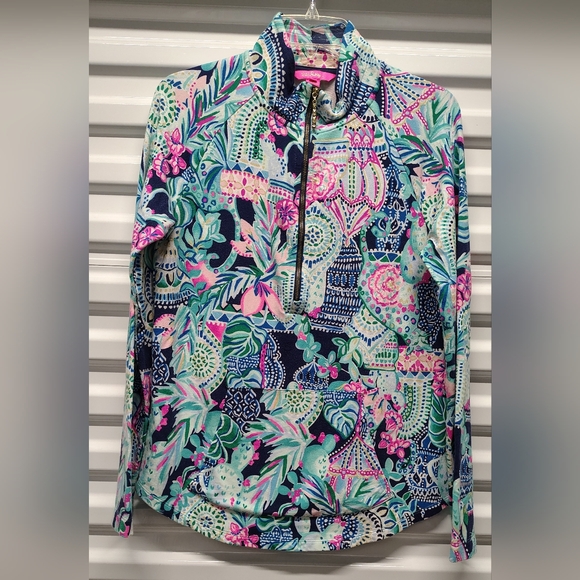 Lilly Pulitzer Tops - Lilly Pulitzer 1/2 Zip Lookin Sharp Edgewater Multicolor Printed Sweatshirt Sz S